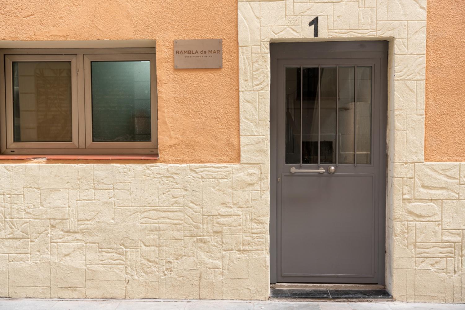 Rambla De Mar Apartments By Blossom Hotels — Foto 1